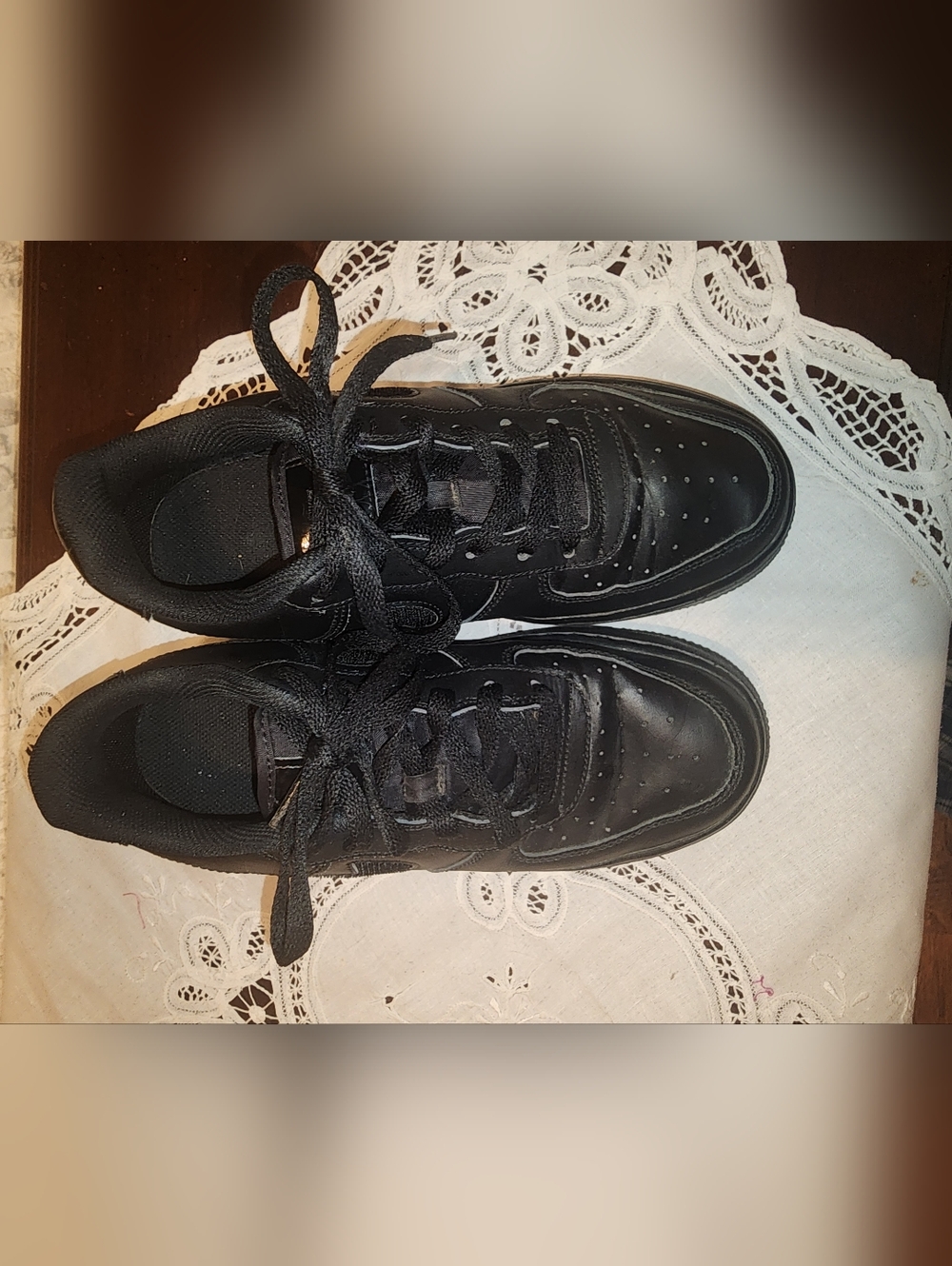 Nike Black Air Force 1, 6Y/ 7.5 W Low-Top Athletic Sneakers - Picture 9 of 10